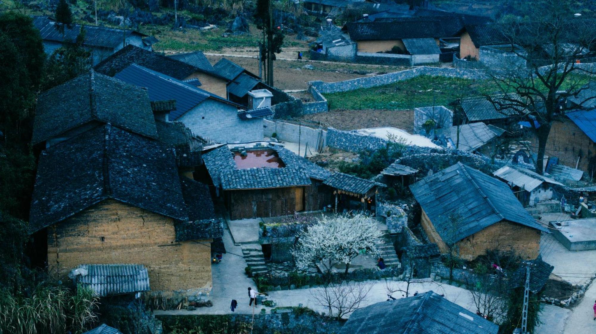 Nha Co Lao Xa Homestay Hmong & Bungalow Air Conditioner Dong Van  Kültér fotó