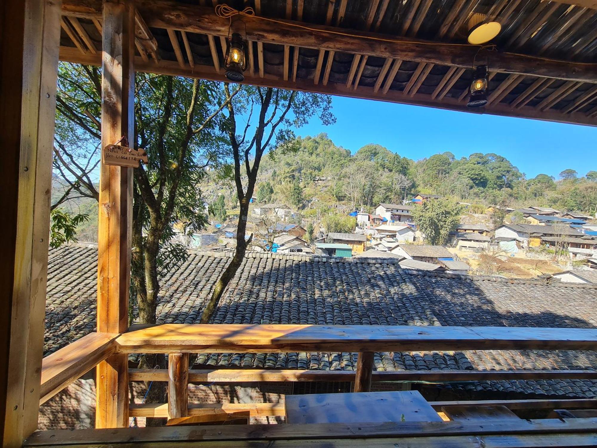 Nha Co Lao Xa Homestay Hmong & Bungalow Air Conditioner Dong Van  Kültér fotó
